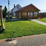 Nyaraló Cottage3 In Einem Eingezaeunten Gebiet By Interhome *